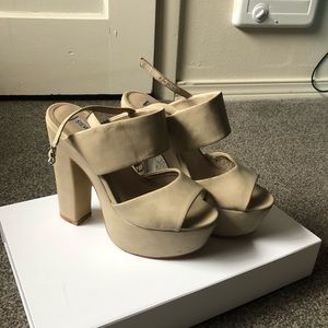 Steve Madden Nude/Tan Platform Heels